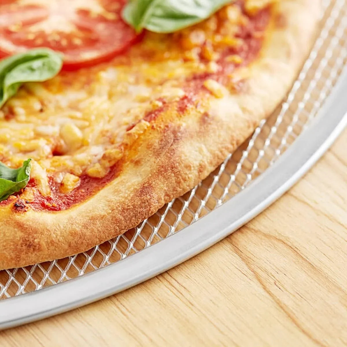 TrueCraftware- Set of 2 Aluminum 18” Pizza Baking Screen Seamless Rim- Bakeware Pizza Screen Round Pizza Pan Tray Round Baking Tray for Home Kitchen Pizzeria & Restaurants