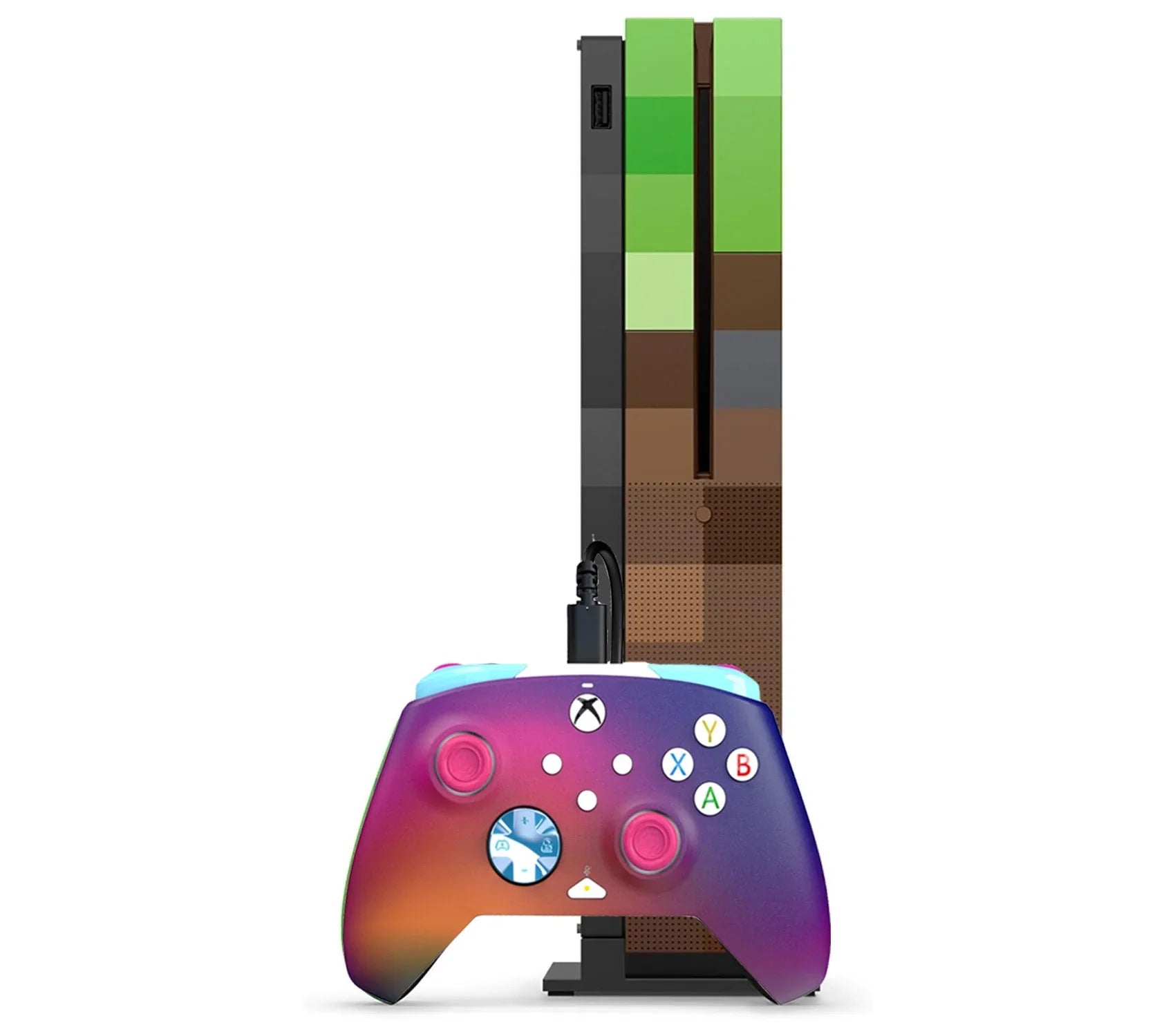 Microsoft Xbox One  Minecraft Limited Edition 1TB Gaming Console + Cleaning kit   Bundle Used