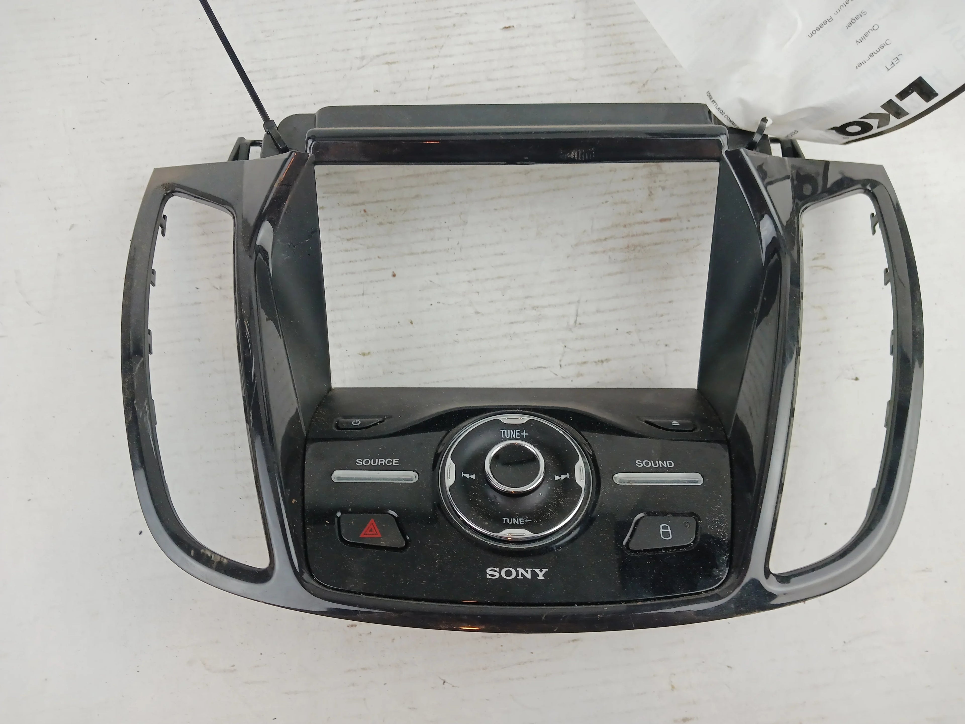 Pre-Owned 2013 Ford Escape Sony Radio Control Panel  (Good)