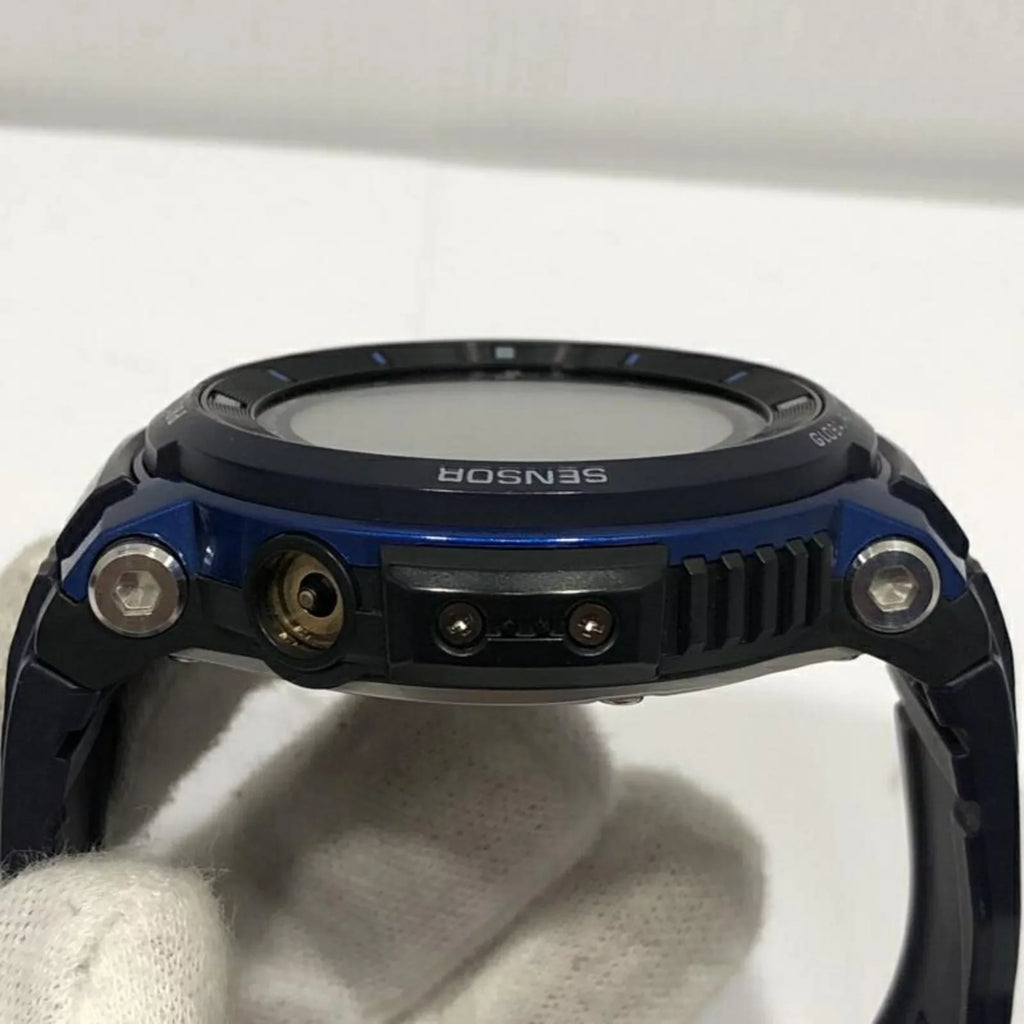 Pre-Owned   Casio Pro Trek - smart watch with box (Fair)
