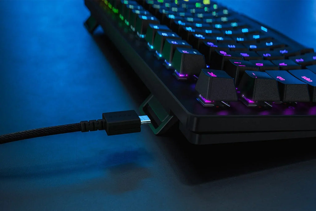 Razer Huntsman Tournament Edition Gaming Keyboard, w/ Linear Optical Switches & Chroma  Lighting (Used)