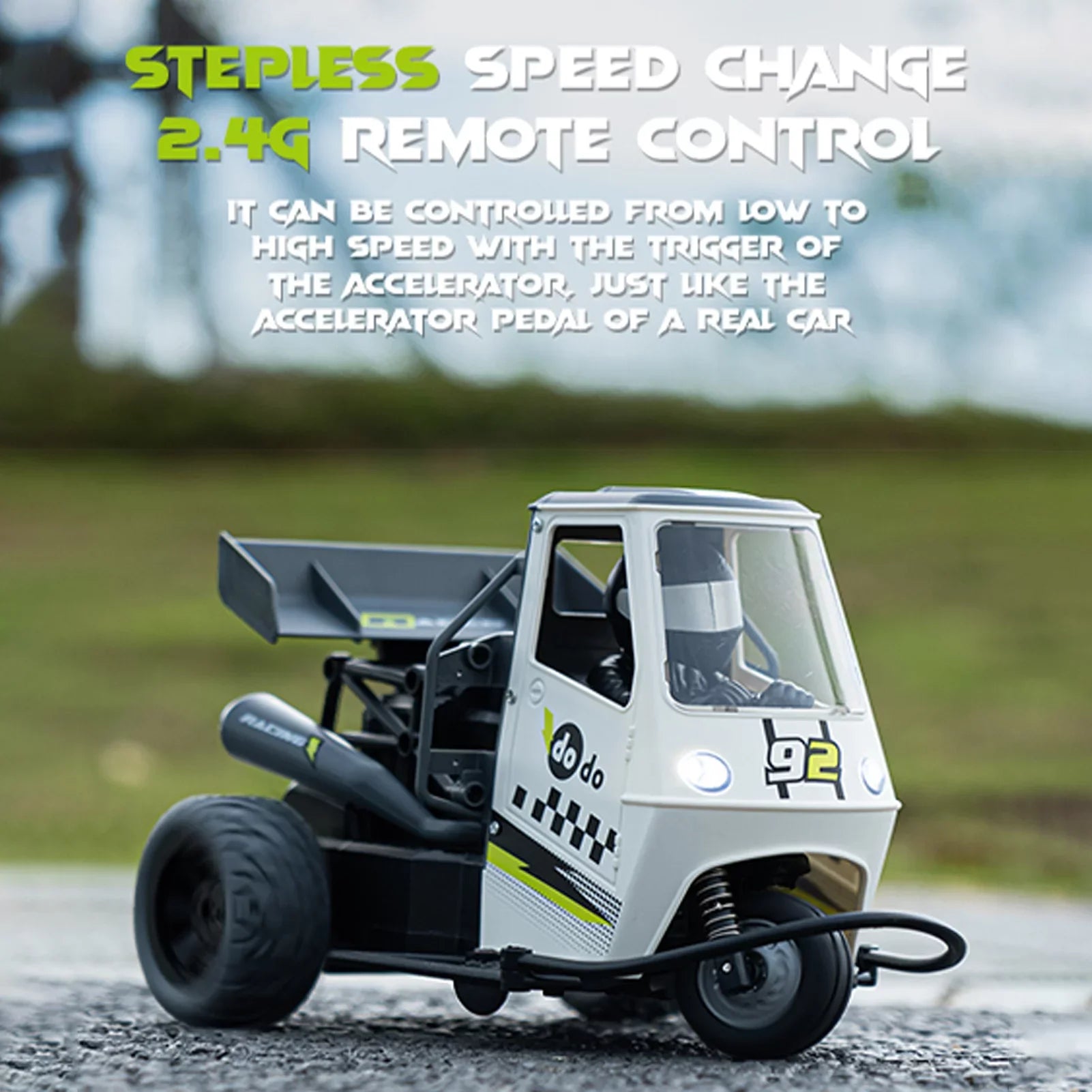 Pinnaco High Speed Remote Control Motorcycle Toy, Model with Light Spray Function, for Thrilling Racing Action