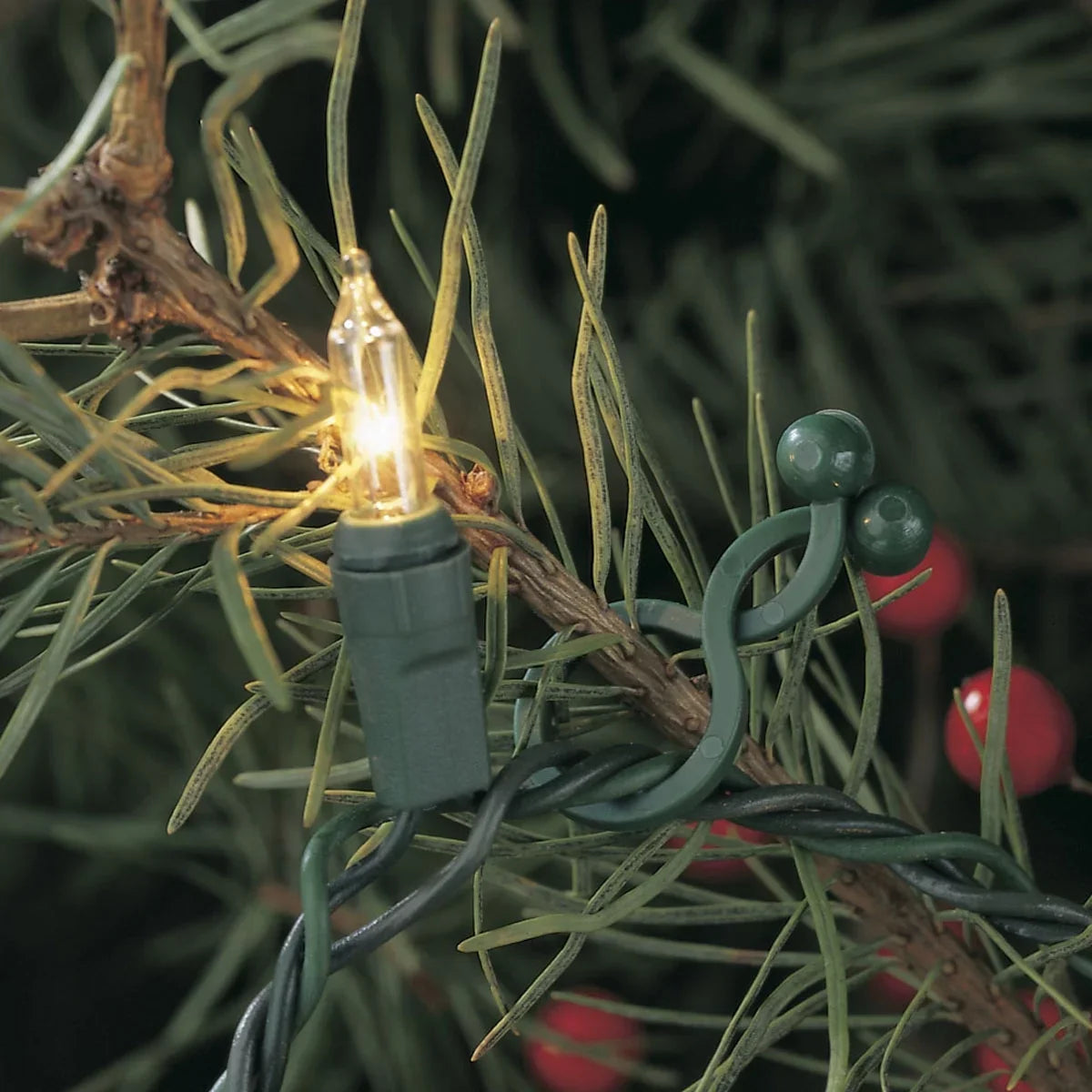 Christmas Tree Branch Light Clips for ,  Mini Lights, Green, 2000 Ct