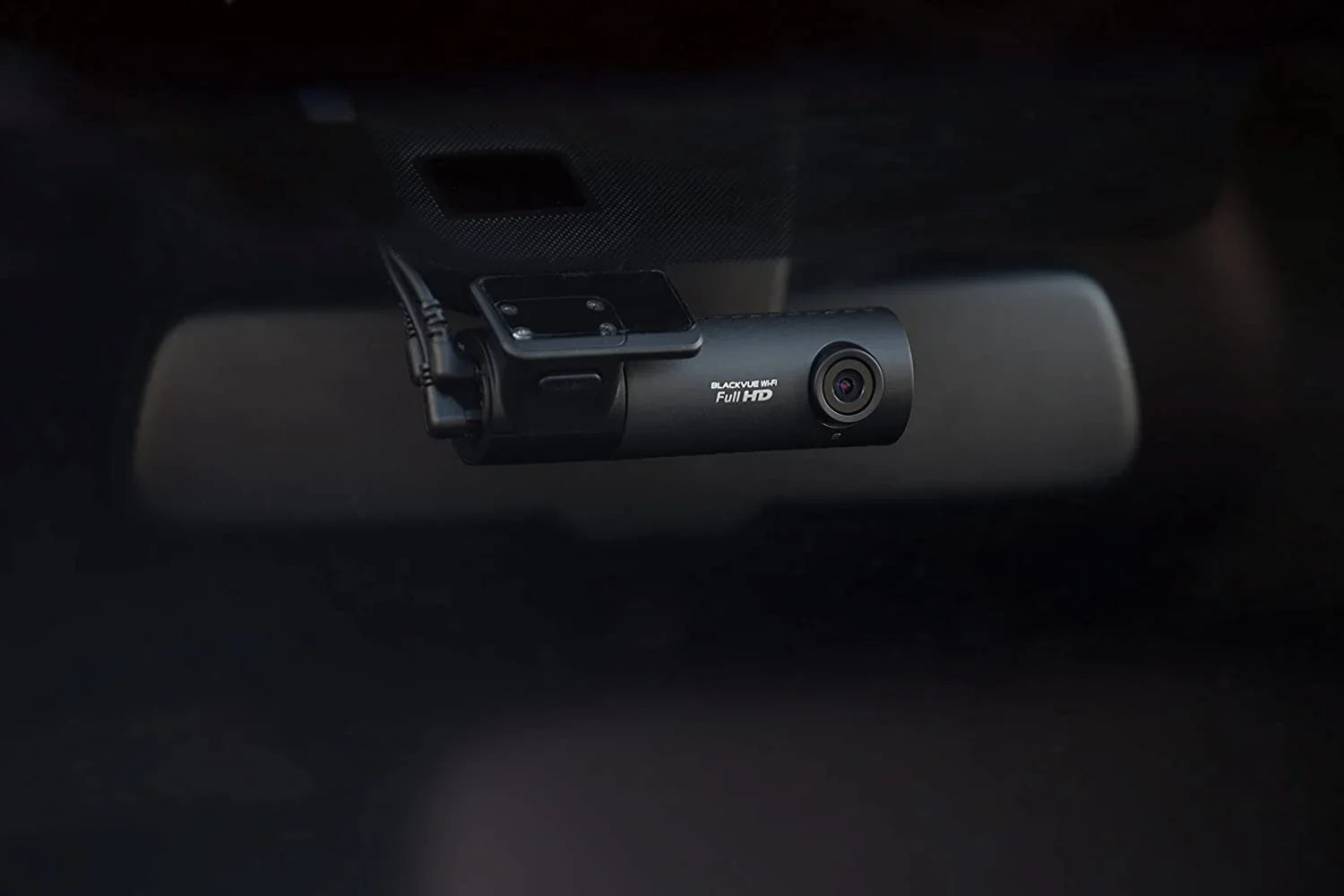 BlackVue -2CH with 32GB microSD Card | Full  Wi-Fi Dashcam | Parking Mode Support with Hogor Lens Cloth
