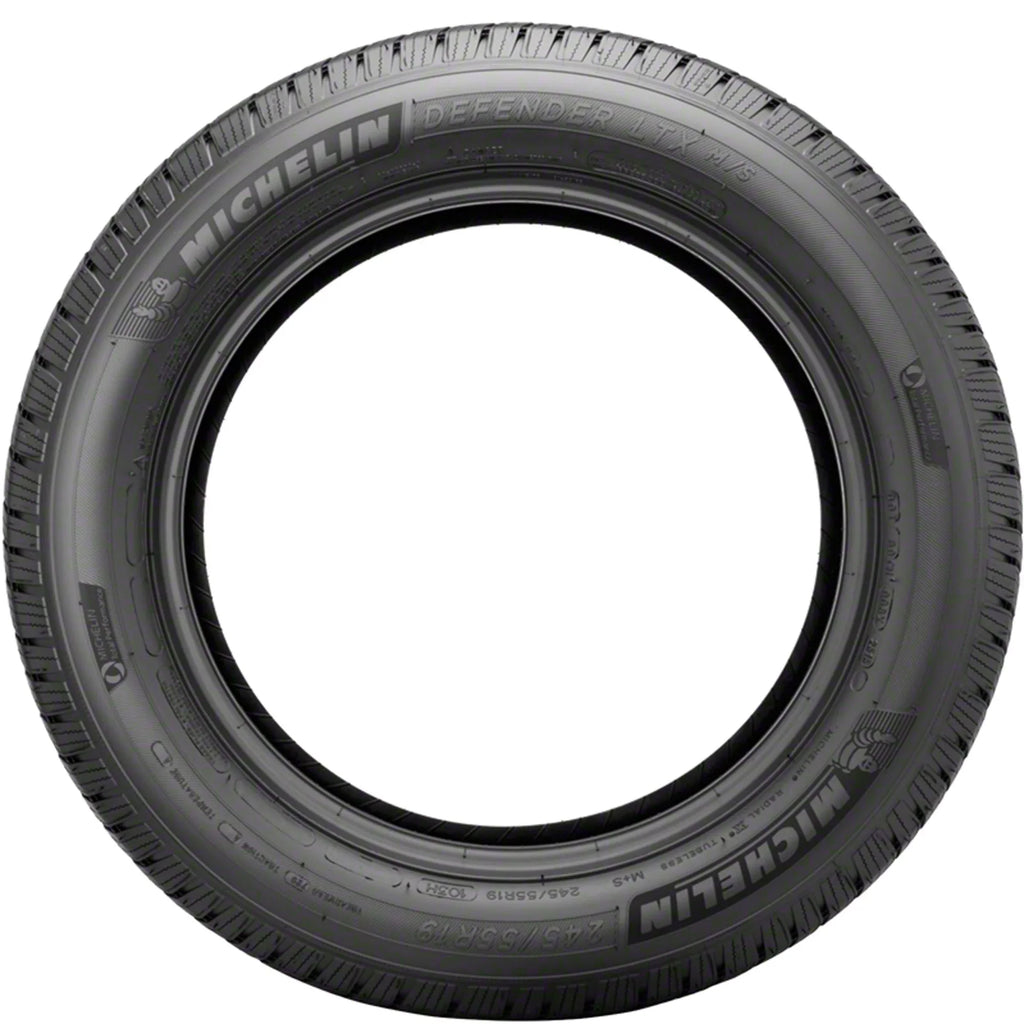 Michelin Defender  / All Season 265/65R17 112T Light Truck Tire