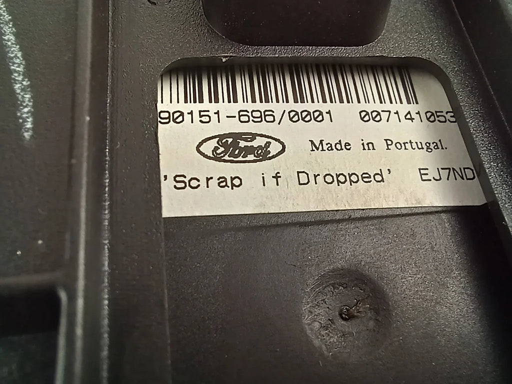 Pre-Owned 2013 Ford Escape Sony Radio Control Panel  (Good)